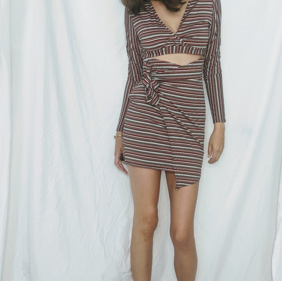 NWT Nasty Gal mini dress with cut out - Picture 3 of 3